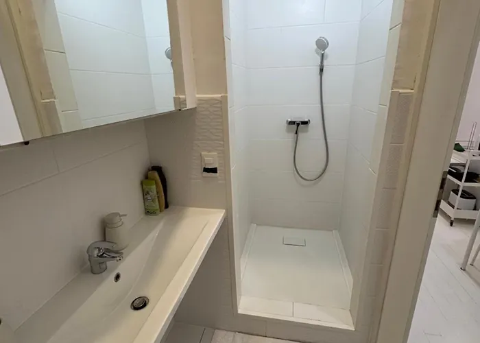 Industrial 2 * Laibach